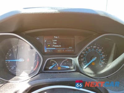 Zdjęcie 9 z 12 samochodu: 2012 FORD FOCUS TITANIUM VIN:1FAHP3J23CL271918 - miniatura