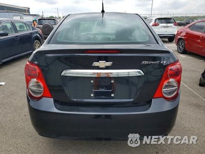 Zdjęcie 6 z 12 samochodu: 2014 CHEVROLET SONIC LT VIN:1G1JC5SG4E4154321 - miniatura
