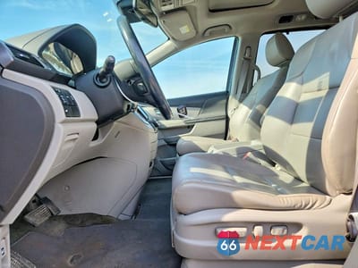 Zdjęcie 7 z 13 samochodu: 2014 HONDA ODYSSEY EXL VIN:5FNRL5H66EB067392 - miniatura
