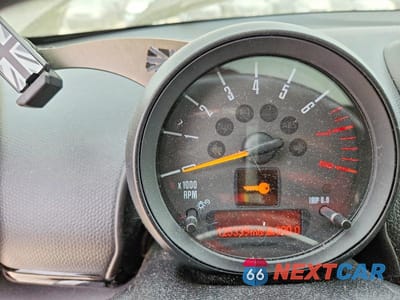 Zdjęcie 9 z 12 samochodu: 2015 MINI COOPER S COUNTRYMAN VIN:WMWZC3C53FWP52902 - miniatura