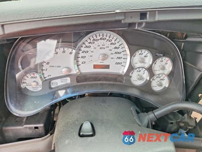 Zdjęcie 9 z 13 samochodu: 2005 CHEVROLET SILVERADO C1500 VIN:2GCEC13T151332694 - miniatura