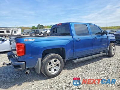 Trzecie zdjęcie samochodu z tyłu: 2017 CHEVROLET SILVERADO VIN:3GCUKREC3HG479668 - miniatura