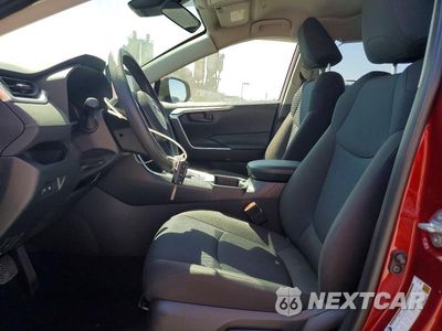 Zdjęcie 7 z 13 samochodu: 2024 TOYOTA RAV4 LE VIN:JTMMWRFV7RD268637 - miniatura
