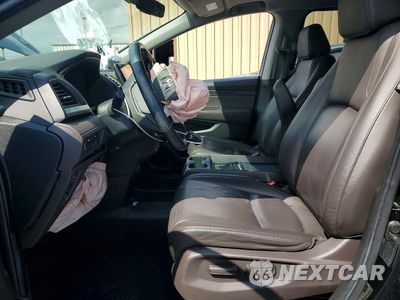 Zdjęcie 7 z 13 samochodu: 2019 HONDA ODYSSEY TOURING VIN:5FNRL6H83KB097968 - miniatura