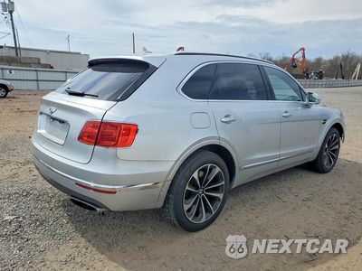 Trzecie zdjęcie samochodu z tyłu: 2017 BENTLEY BENTAYGA VIN:SJAAC2ZV0HC016071 - miniatura