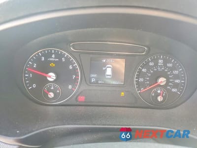 Zdjęcie 9 z 14 samochodu: 2019 KIA SORENTO L VIN:5XYPG4A30KG584343 - miniatura
