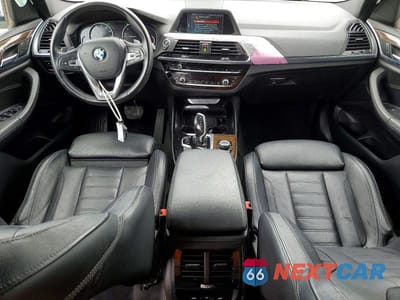 Zdjęcie 8 z 12 samochodu: 2019 BMW X3 SDRIVE30I VIN:5UXTR7C51KLF26532 - miniatura