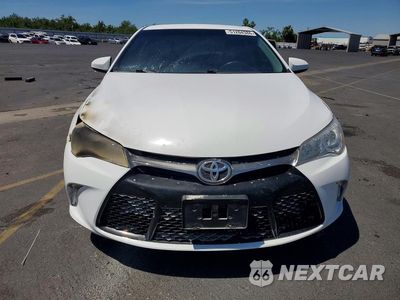 Piąte zdjęcie samochodu w środku: 2016 TOYOTA CAMRY SE VIN:4T1BF1FK9GU120917 - miniatura