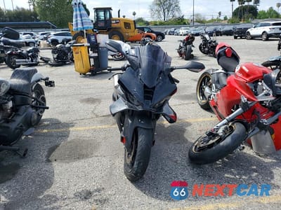 Drugie zdjęcie samochodu z przodu: 2025 BMW S 1000 RR VIN:WB10P230XS6L18840 - miniatura