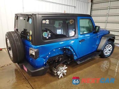 Trzecie zdjęcie samochodu z tyłu: 2023 JEEP WRANGLER SPORT VIN:1C4GJXAN5PW658340 - miniatura