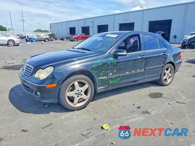 2005 MERCEDES-BENZ C 240 4MATIC WDBRF81J95F689454 - główne zdjęcie licytacji z USA - miniatura