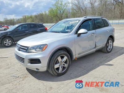 2013 VOLKSWAGEN TOUAREG V6 WVGEF9BP5DD006647 - główne zdjęcie licytacji z USA - miniatura