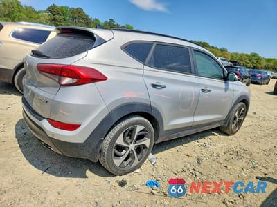 Trzecie zdjęcie samochodu z tyłu: 2016 HYUNDAI TUCSON LIMITED VIN:KM8J33A21GU208724 - miniatura