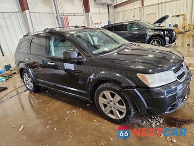 Czwarte zdjęcie samochodu z boku: 2010 DODGE JOURNEY R VIN:3D4PH9FV0AT244706 - miniatura