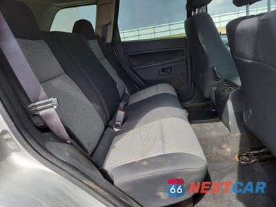 Zdjęcie 10 z 12 samochodu: 2008 JEEP GRAND CHEROKEE LAREDO VIN:1J8GR48K78C147808 - miniatura