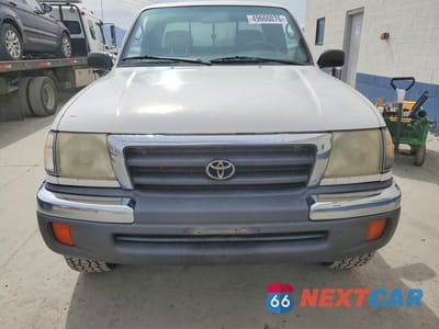 Piąte zdjęcie samochodu w środku: 1999 TOYOTA TACOMA XTRACAB VIN:4TAWN72N7XZ433927 - miniatura