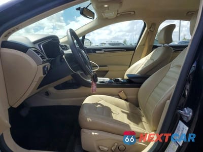 Zdjęcie 7 z 12 samochodu: 2016 FORD FUSION SE VIN:3FA6P0HD2GR394517 - miniatura