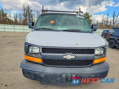 Piąte zdjęcie samochodu w środku: 2008 CHEV EXPRESS G3500 VIN:1GCHG35K181228430 - miniatura