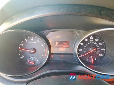 Zdjęcie 9 z 14 samochodu: 2018 KIA SEDONA LX VIN:KNDMB5C17J6390526 - miniatura