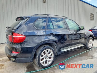 Trzecie zdjęcie samochodu z tyłu: 2011 BMW X5 XDRIVE35I VIN:5UXZV4C55BL408632 - miniatura
