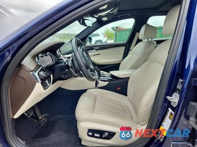 Zdjęcie 7 z 12 samochodu: 2018 BMW 530 XI VIN:WBAJA7C58JWA73178 - miniatura