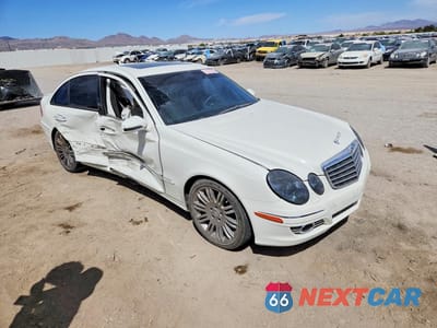 Czwarte zdjęcie samochodu z boku: 2008 MERCEDES-BENZ E 350 VIN:WDBUF56X58B302867 - miniatura