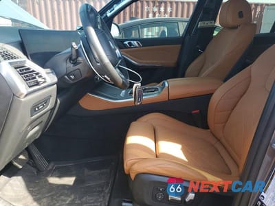 Zdjęcie 7 z 13 samochodu: 2025 BMW X5 XDRIVE40I VIN:5UX23EU0XS9Z29410 - miniatura