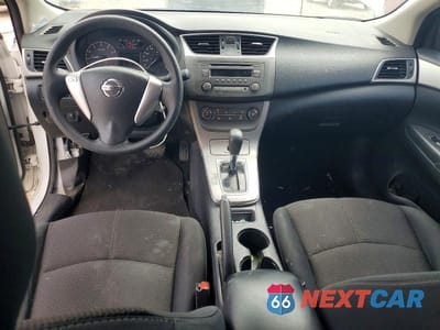 Zdjęcie 8 z 11 samochodu: 2014 NISSAN SENTRA S VIN:3N1AB7AP2EL630215 - miniatura