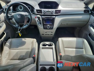 Zdjęcie 8 z 13 samochodu: 2016 HONDA ODYSSEY EXL VIN:5FNRL5H68GB029603 - miniatura