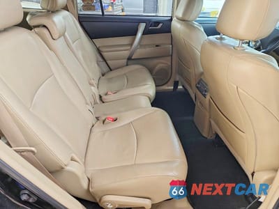 Zdjęcie 11 z 14 samochodu: 2011 TOYOTA HIGHLANDER SE VIN:5TDZK3EH1BS045692 - miniatura