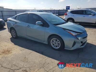 Czwarte zdjęcie samochodu z boku: 2016 TOYOTA PRIUS THREE VIN:JTDKARFU4G3510283 - miniatura