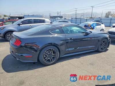 Trzecie zdjęcie samochodu z tyłu: 2022 FORD MUSTANG VIN:1FA6P8THXN5129403 - miniatura