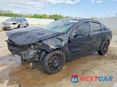 2010 FORD FOCUS SES 1FAHP3GN8AW192130 - główne zdjęcie licytacji z USA - miniatura