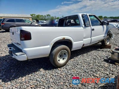Trzecie zdjęcie samochodu z tyłu: 2001 CHEVROLET S TRUCK S10 VIN:1GCCS19WX18126115 - miniatura