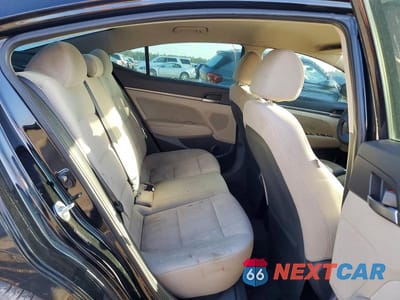 Zdjęcie 10 z 12 samochodu: 2017 HYUNDAI ELANTRA SE VIN:5NPD84LF4HH053803 - miniatura