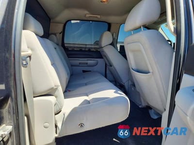 Zdjęcie 10 z 12 samochodu: 2011 CHEVROLET SILVERADO C1500 LT VIN:3GCPCSE0XBG158810 - miniatura