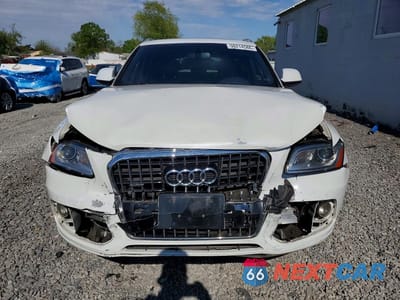 Piąte zdjęcie samochodu w środku: 2016 AUDI Q5 PREMIUM PLUS VIN:WA1L2AFP6GA042575 - miniatura