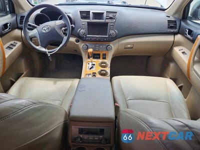 Zdjęcie 8 z 13 samochodu: 2010 TOYOTA HIGHLANDER HYBRID LIMITED VIN:JTEJW3EH8A2039889 - miniatura