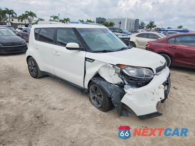 Czwarte zdjęcie samochodu z boku: 2016 KIA SOUL BASE VIN:KNDJN2A23G7266454 - miniatura