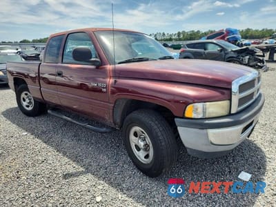 Czwarte zdjęcie samochodu z boku: 2000 DODGE RAM 1500 VIN:3B7HC12Y9YG131017 - miniatura