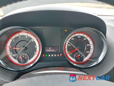 Zdjęcie 9 z 13 samochodu: 2015 DODGE GRAND CARAVAN SE VIN:2C4RDGBG0FR747675 - miniatura