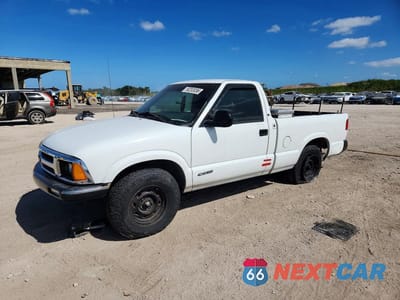 1995 CHEVROLET S TRUCK S10 1GCCS14Z5SK250122 - główne zdjęcie licytacji z USA - miniatura