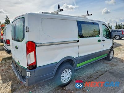 Trzecie zdjęcie samochodu z tyłu: 2017 FORD TRANSIT 250 UTILITY / SERVICE VAN VIN:1FTYR1YM8HKA91556 - miniatura