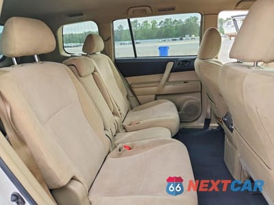 Zdjęcie 11 z 13 samochodu: 2013 TOYOTA HIGHLANDER BASE VIN:5TDZA3EH5DS045099 - miniatura