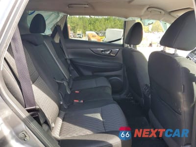 Zdjęcie 10 z 13 samochodu: 2018 NISSAN ROGUE SV VIN:KNMAT2MT0JP502740 - miniatura