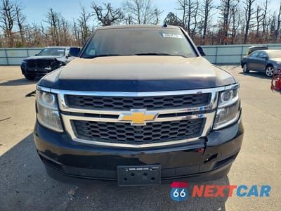 Piąte zdjęcie samochodu w środku: 2020 CHEVROLET SUBURBAN K1500 LT VIN:1GNSKHKC0LR115388 - miniatura