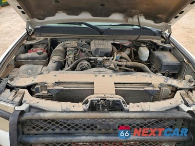 Zdjęcie 11 z 11 samochodu: 2008 GMC SIERRA K2500 HEAVY DUTY VIN:1GTHK23698F177714 - miniatura