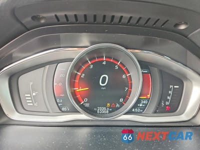 Zdjęcie 9 z 12 samochodu: 2016 VOLVO S60 R DESIGN VIN:YV126MFP9G2395064 - miniatura