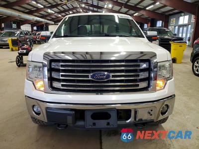 Piąte zdjęcie samochodu w środku: 2013 FORD F150 SUPERCREW VIN:1FTFW1EF5DFD58354 - miniatura