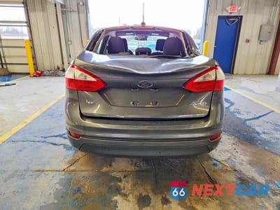 Zdjęcie 6 z 12 samochodu: 2016 FORD FIESTA SE VIN:3FADP4BJ7GM103777 - miniatura